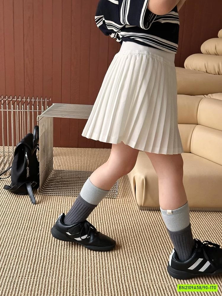 CHÂN VÁY XẾP LY NHỎ TRẮNG 25C199 AMBB