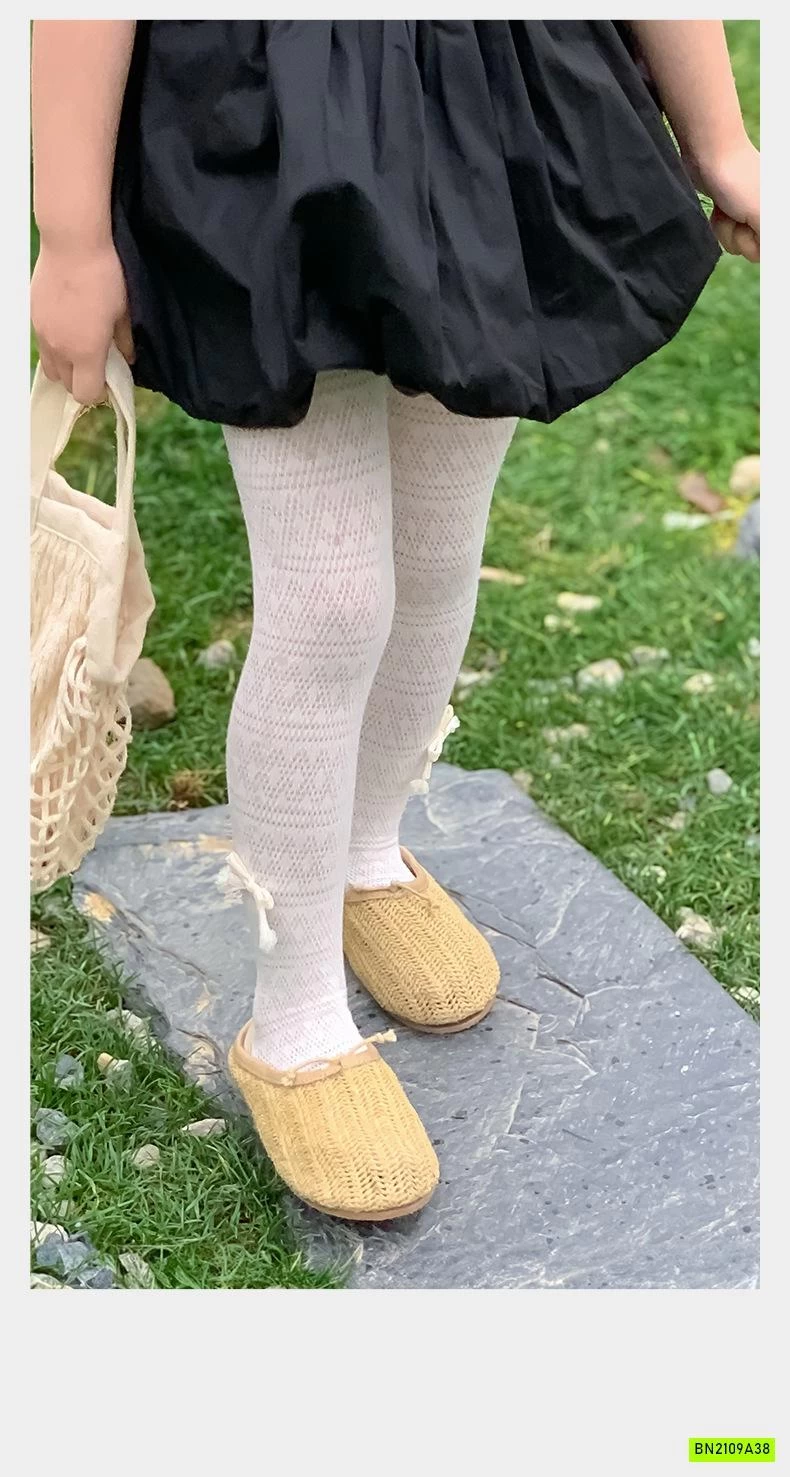 QUẦN TẤT LƯỚI GẮN NƠ