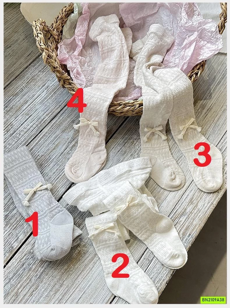 QUẦN TẤT LƯỚI GẮN NƠ