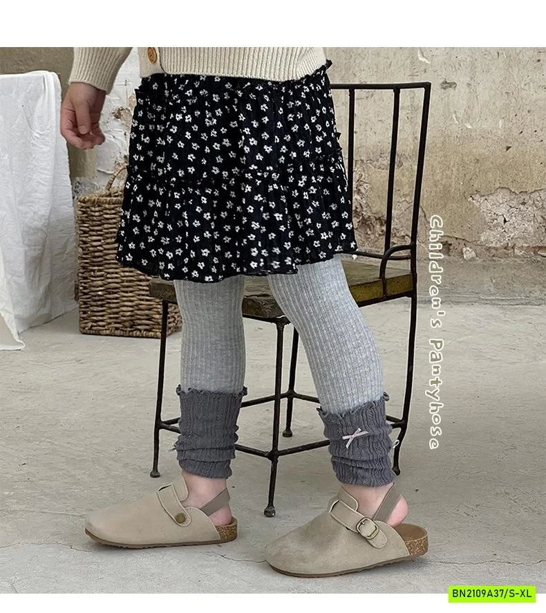 QUẦN LEGGING GIẢ TẤT GẮN NƠ