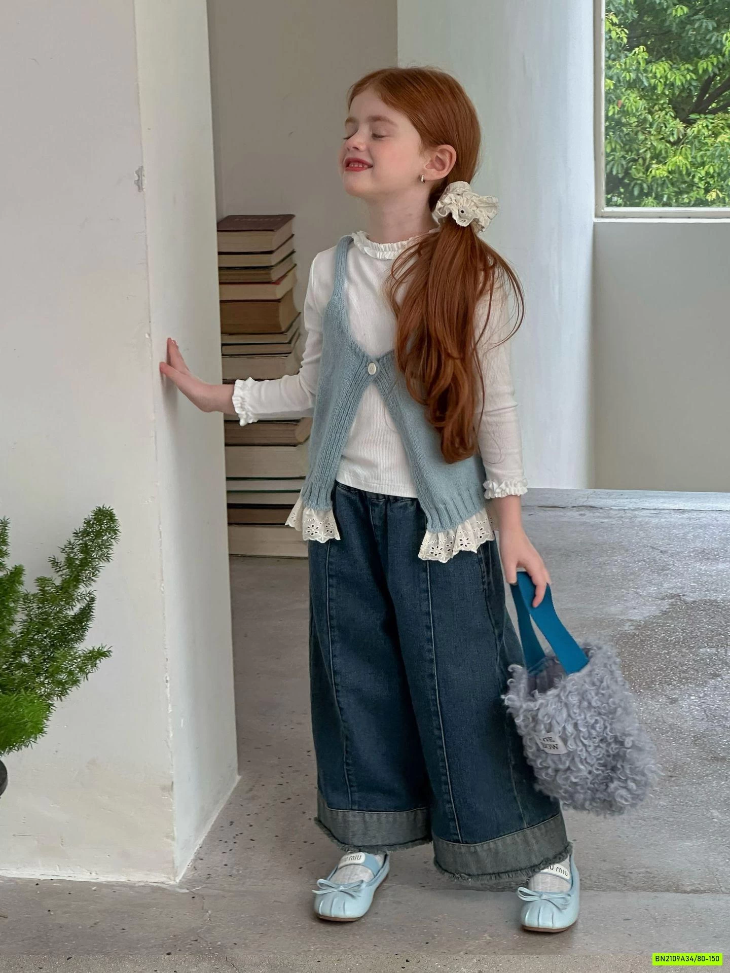 ÁO GÂN CỔ VIỀN BÈO