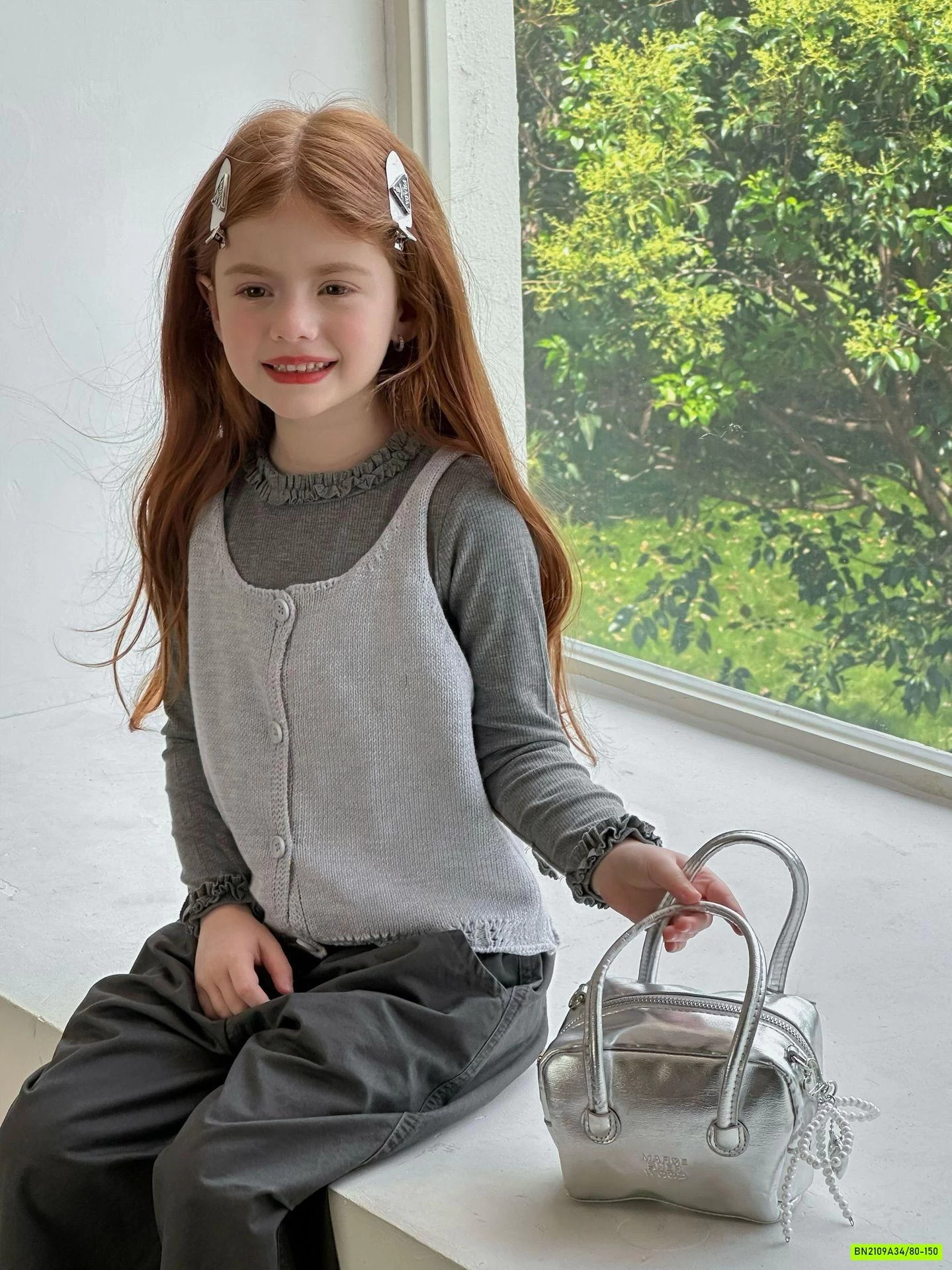 ÁO GÂN CỔ VIỀN BÈO