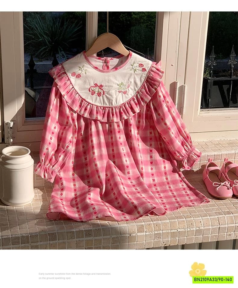 ĐẦM CARO HỒNG CỔ THÊU DUDU