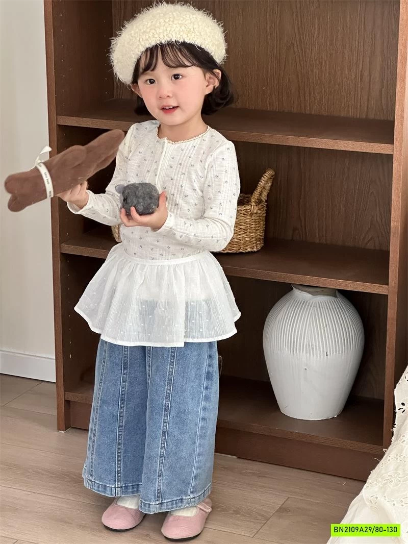 ÁO NỈ HOA NHÍ XINH XẮN