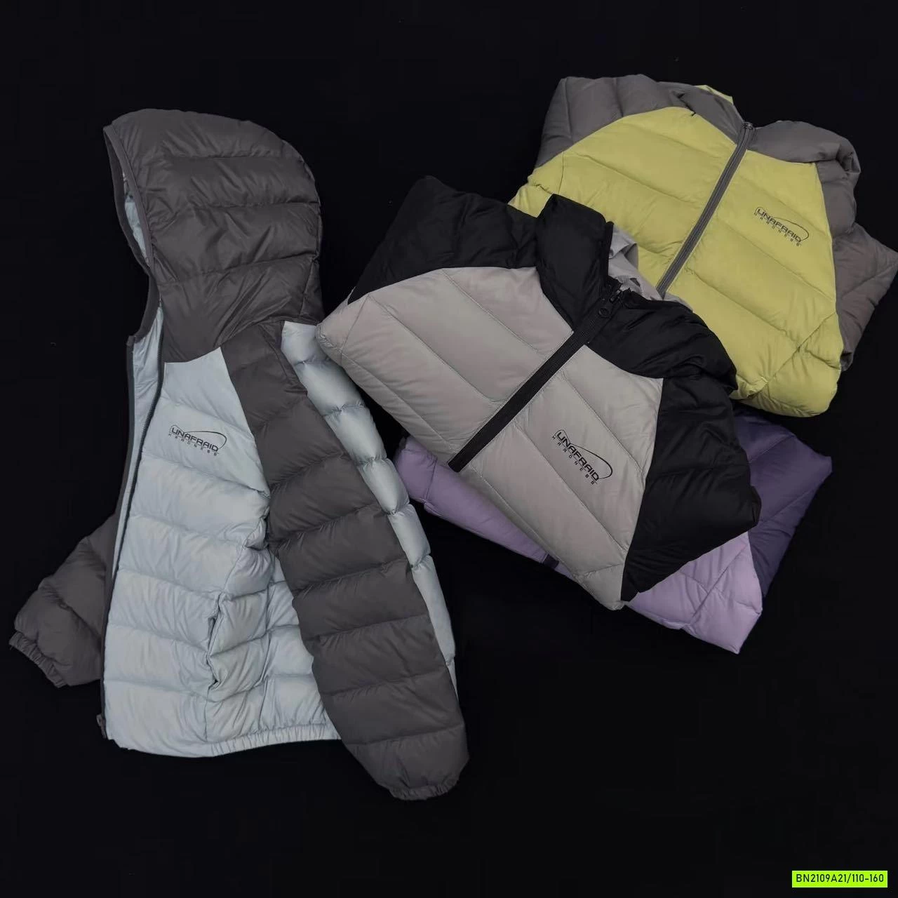 KHOÁC PHAO BÉO PHỐI MÀU TAY