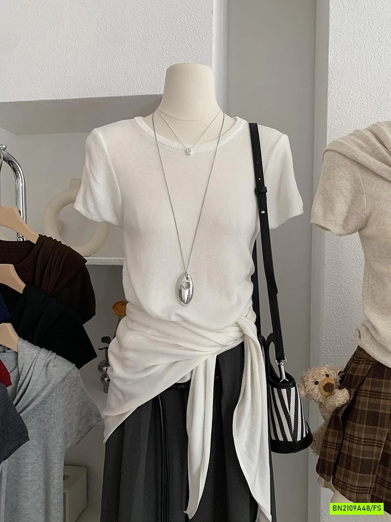 ÁO THUN GIẤY KÈM KHĂN QUÀNG