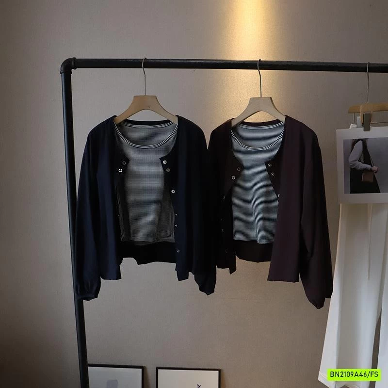 SÉT ÁO KẺ KÈM KHOÁC MỎNG