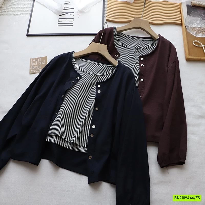 SÉT ÁO KẺ KÈM KHOÁC MỎNG