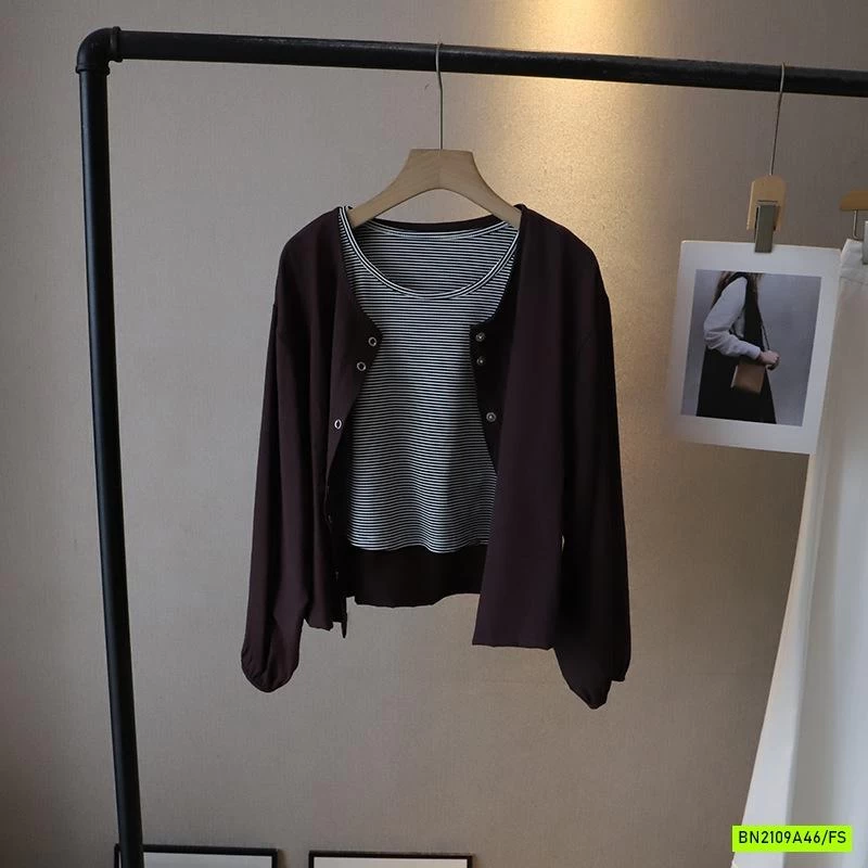 SÉT ÁO KẺ KÈM KHOÁC MỎNG