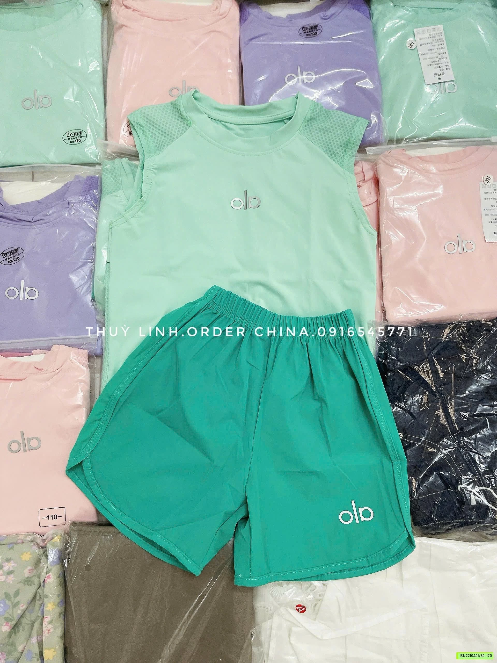 BỘ THỂ THAO SÁT NÁCH QUẦN GIÓ