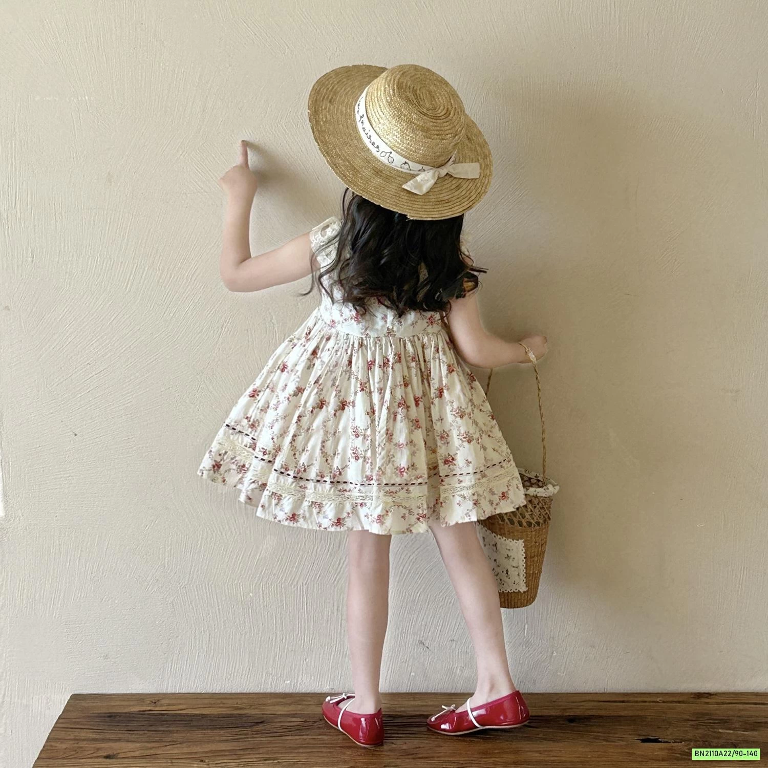 ĐẦM HOA NHÍ CỔ VIỀN REN