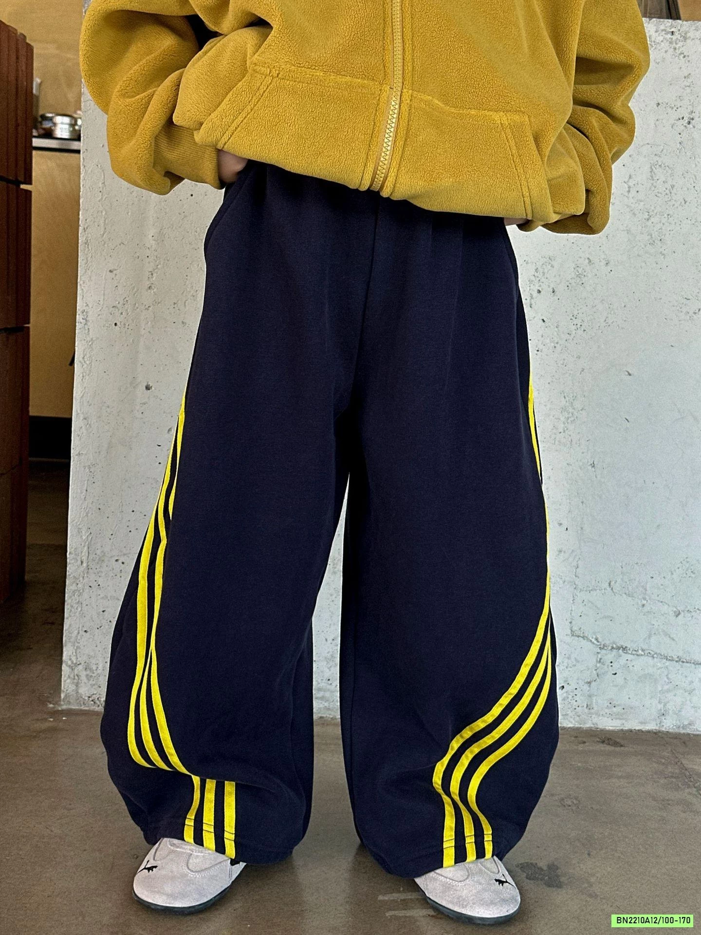 QUẦN SUÔNG NỈ LÓT NHUNG 3 SỌC