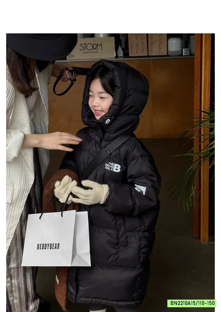 KHOÁC PHAO DÁNG DÀI LIỀN MŨ