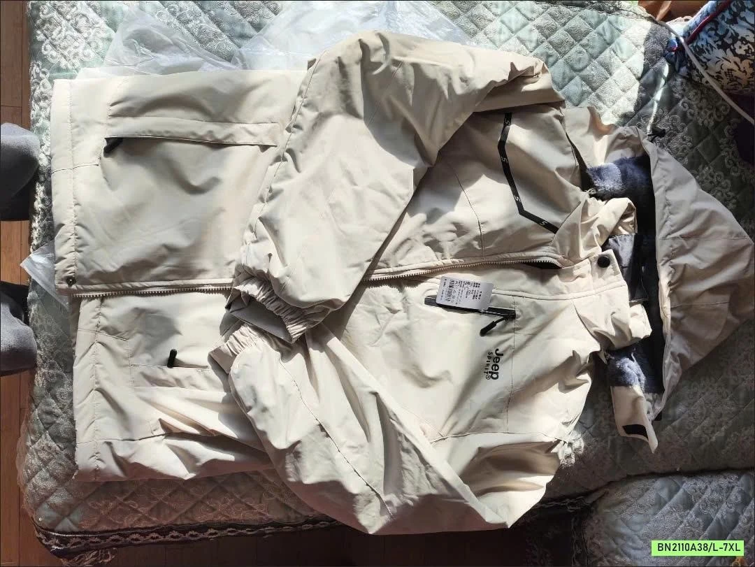 KHOÁC GIÓ JEEP SALEEEE