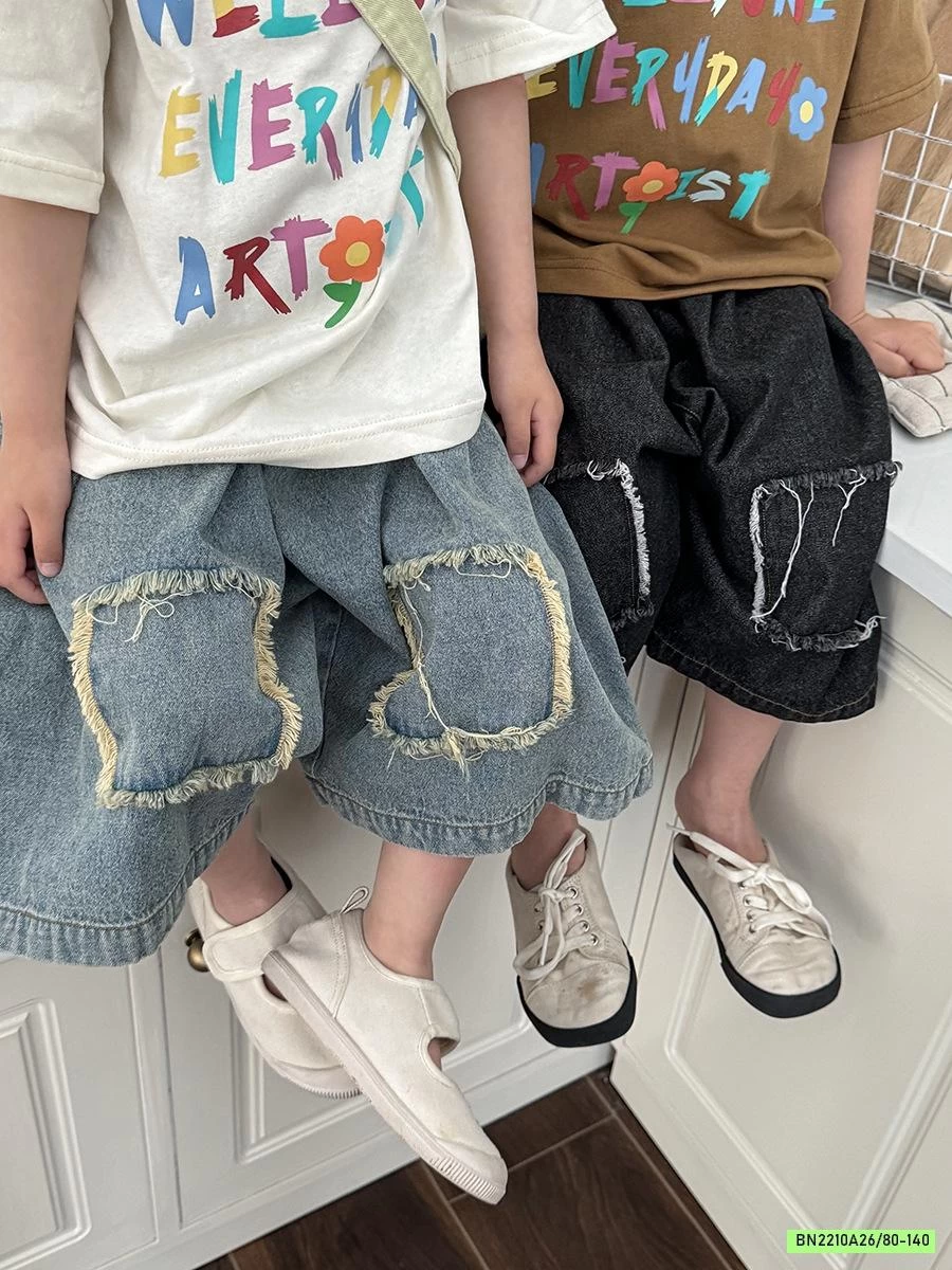 JEANS LỠ ỐNG RỘNG VÁ GỐI