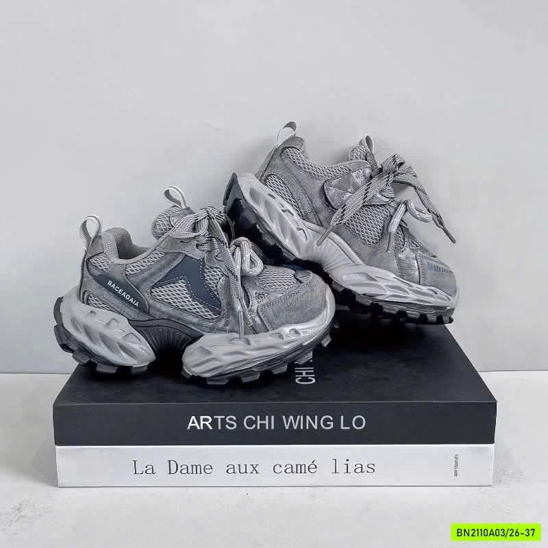 SNEAKER THỂ THAO CÁ TÍNH