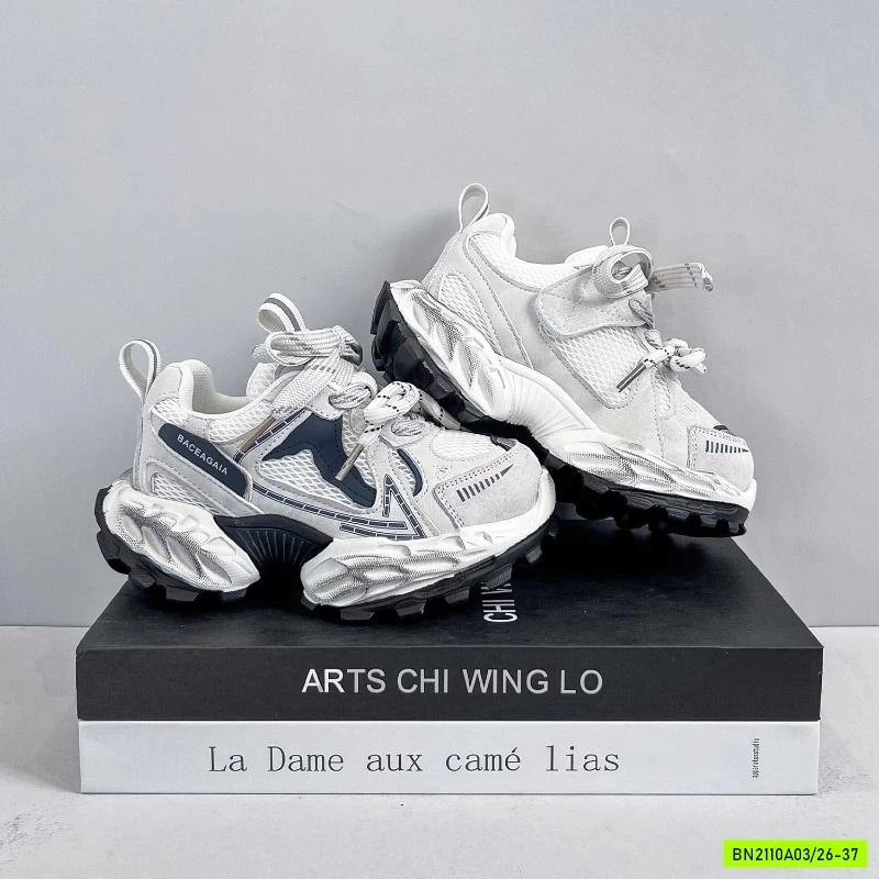 SNEAKER THỂ THAO CÁ TÍNH