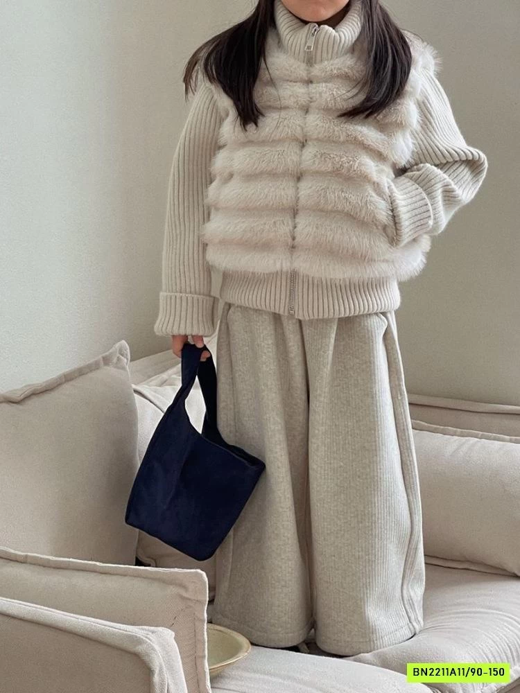 KHOÁC LÔNG PHỐI TAY LEN MIX QUẦN NỈ SUÔNG