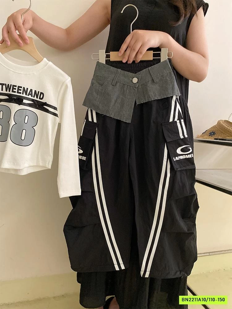 CROPTOP SỐ 88 MIX JOGGER SỌC