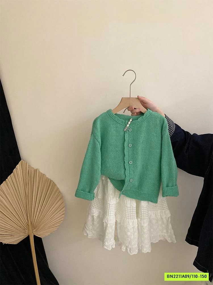 KHOÁC LEN XANH MIX CV TRẮNG DÁNG DÀI