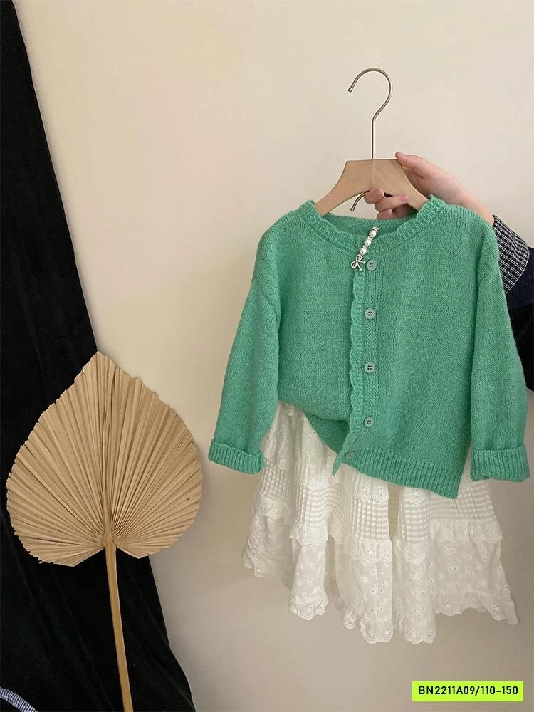 KHOÁC LEN XANH MIX CV TRẮNG DÁNG DÀI