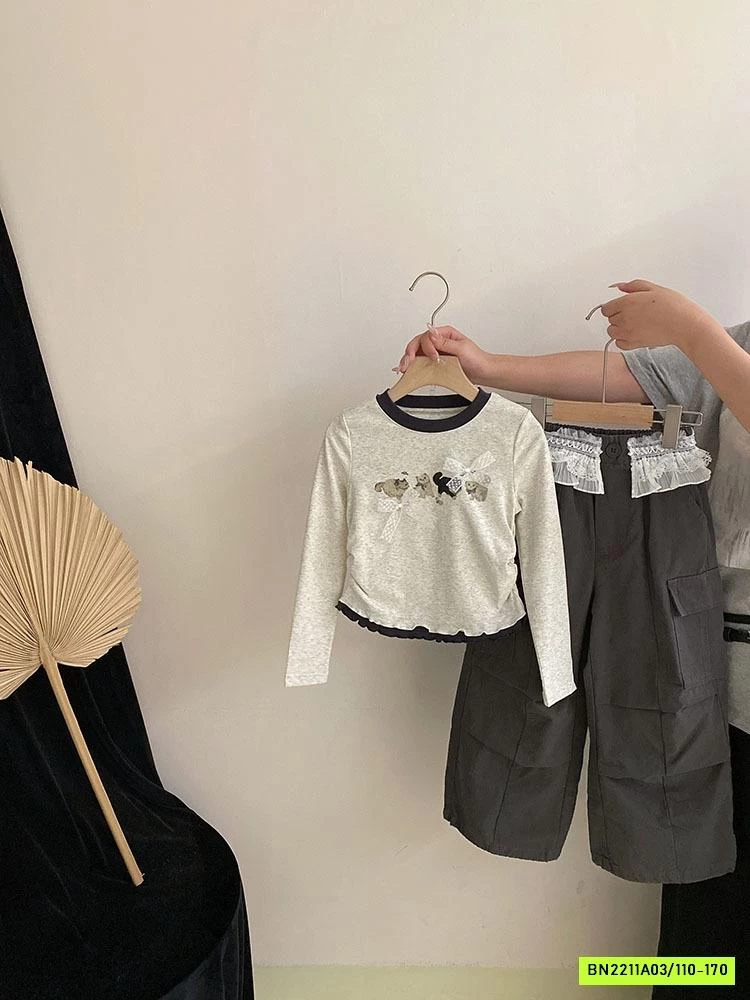 ÁO THUN RÚT EO MIX QUẦN JOGGER VIỀN REN