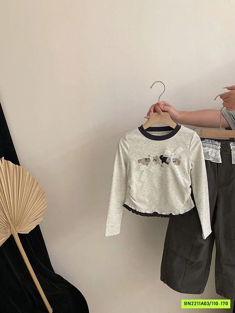 ÁO THUN RÚT EO MIX QUẦN JOGGER VIỀN REN