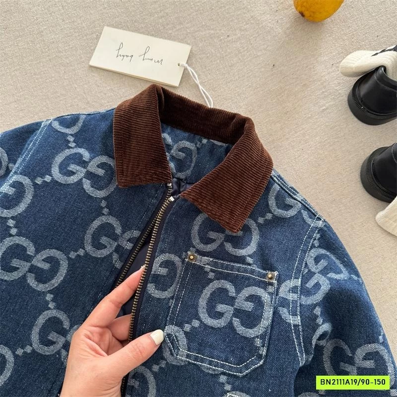 KHOÁC JEANS TRẦN BÔNG PHỐI CỔ MMY