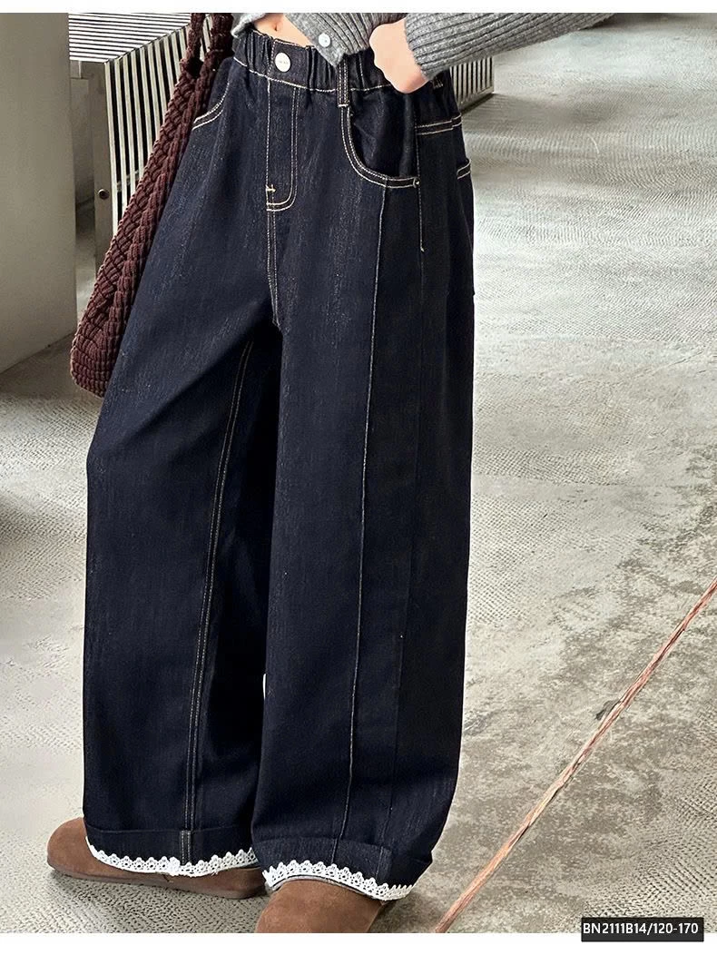 QUẦN JEAN ỐNG ĐỨNG VIỀN REN