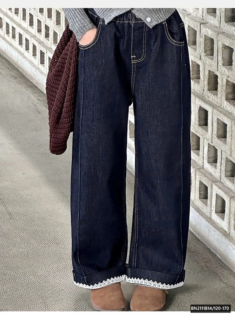 QUẦN JEAN ỐNG ĐỨNG VIỀN REN