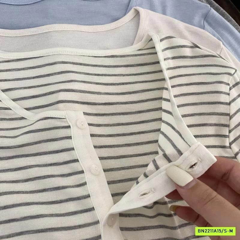 ÁO THUN MỎNG MẶC THU CÚC CỔ