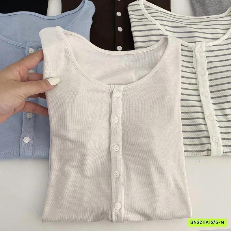 ÁO THUN MỎNG MẶC THU CÚC CỔ