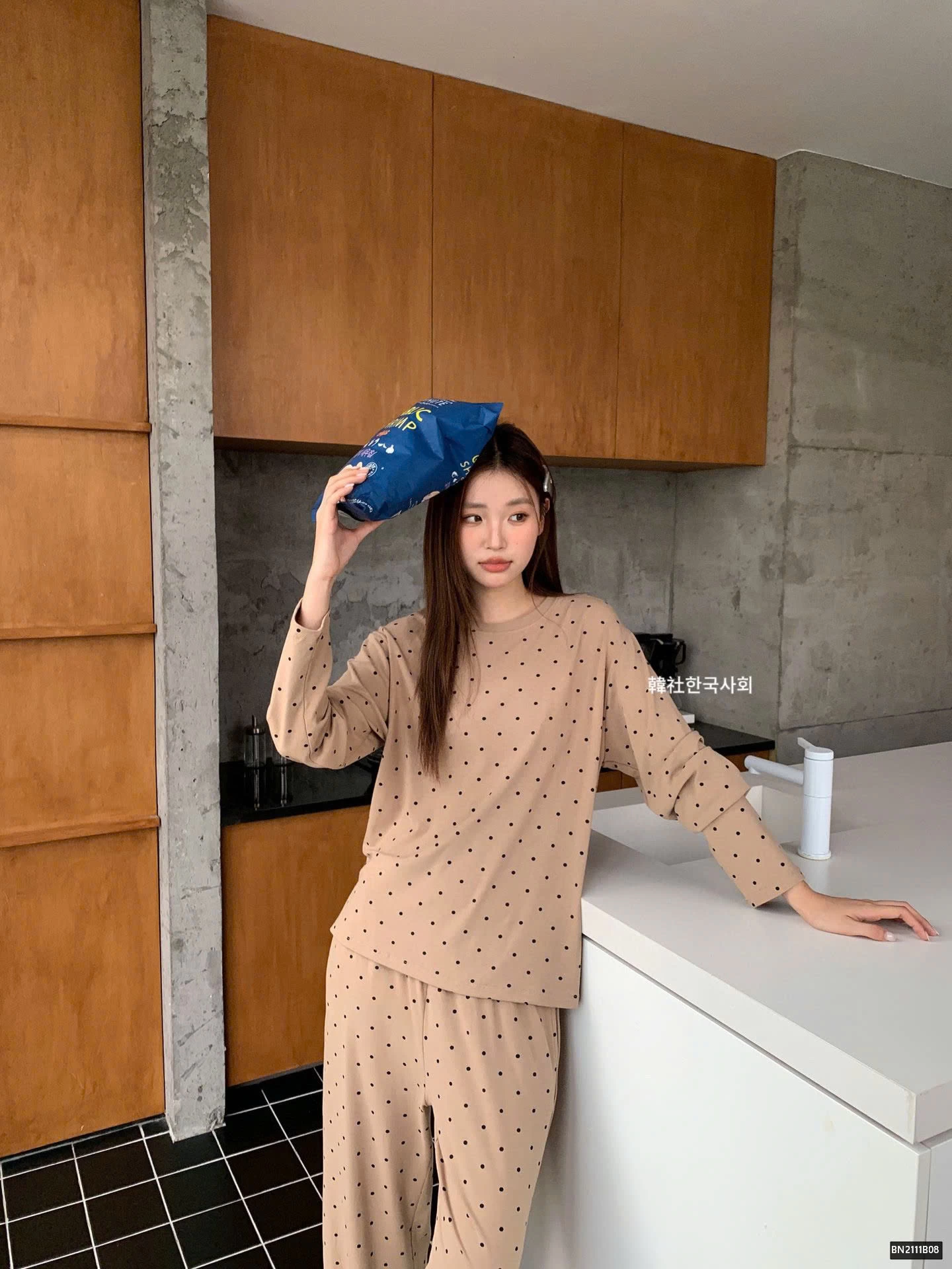 BỘ CHẤM BI MẶC NHÀ