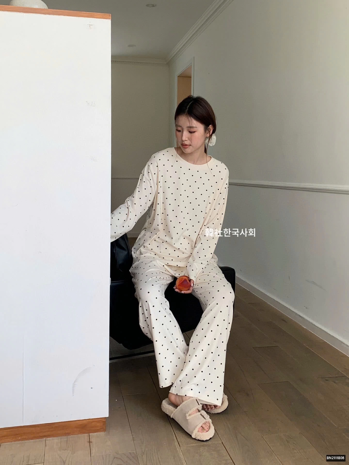 BỘ CHẤM BI MẶC NHÀ