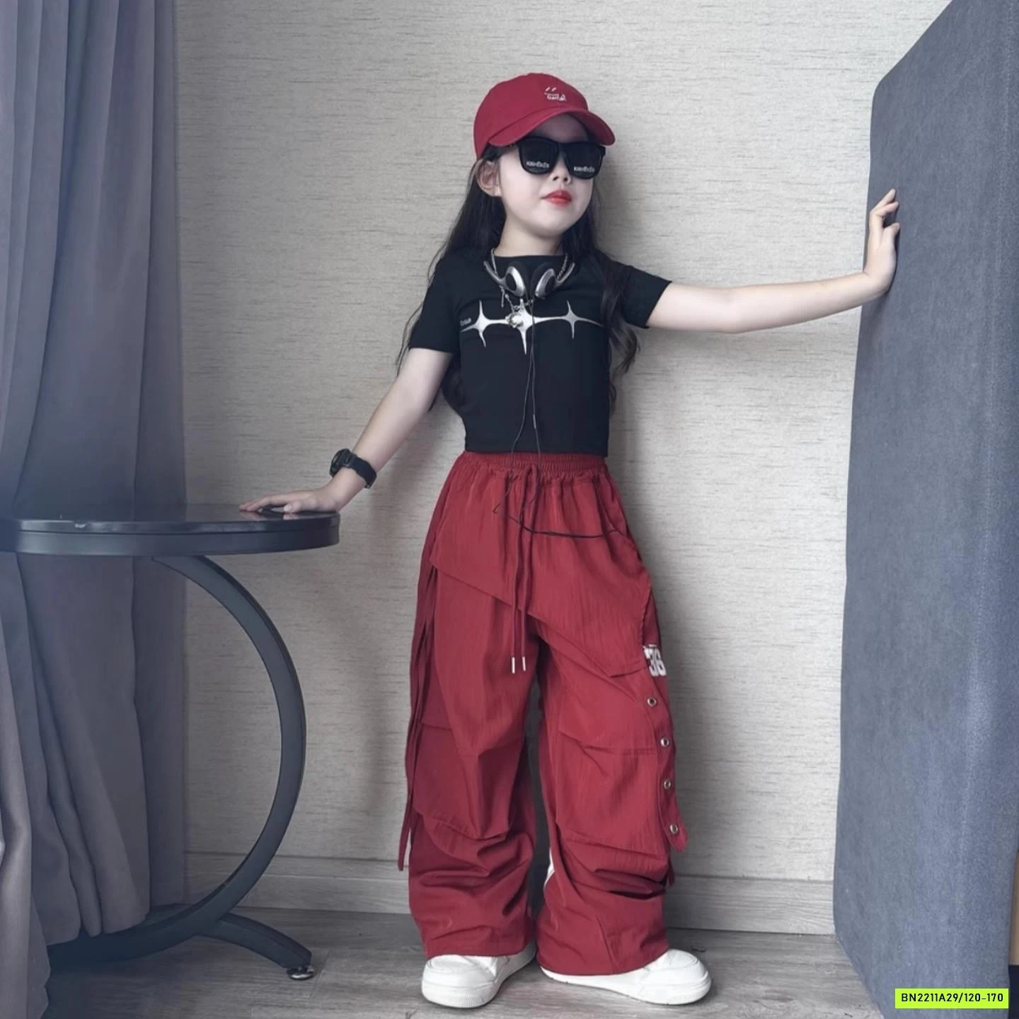 CROPTOP MIX QUẦN GIÓ CÁ TÍNH