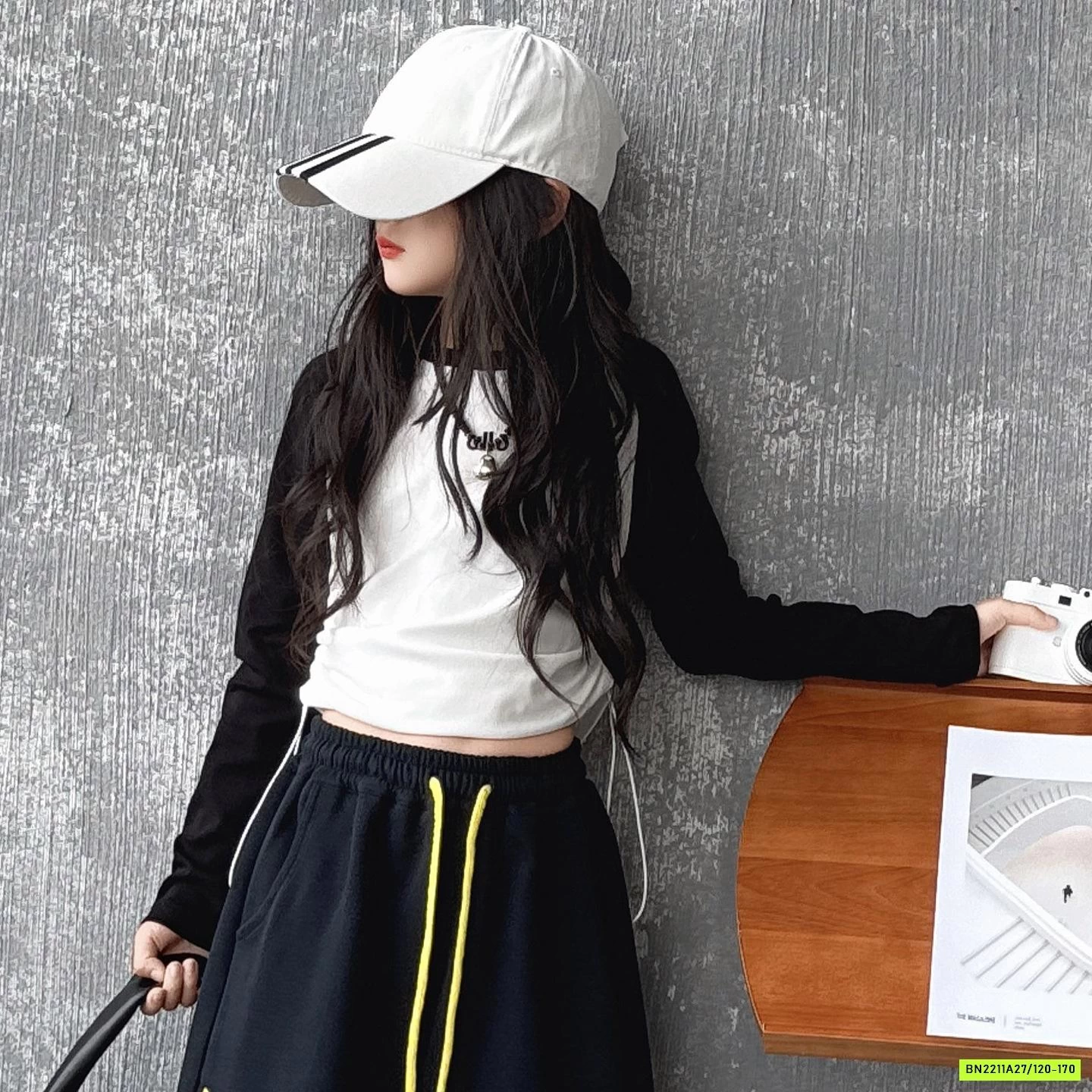 CROPTOP MIX QUẦN SUÔNG PHỐI SỌC