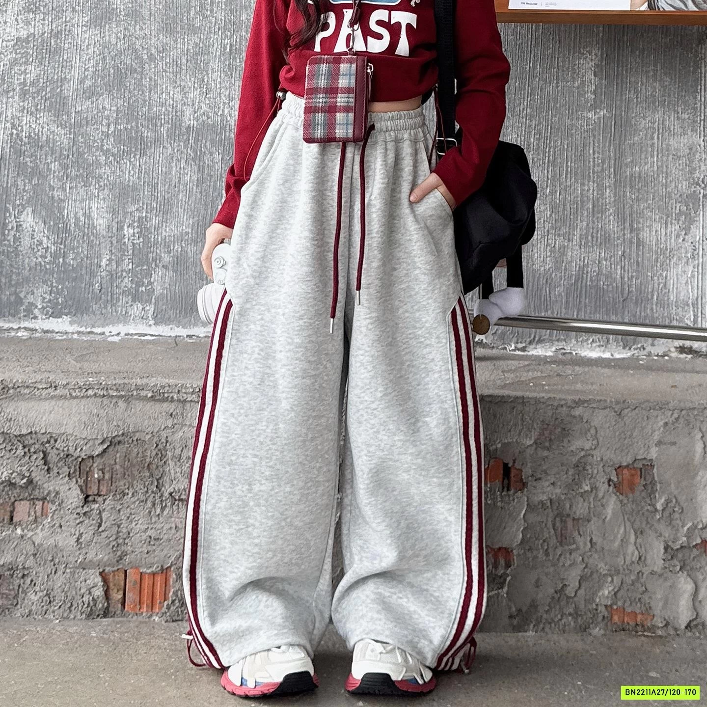 CROPTOP MIX QUẦN SUÔNG PHỐI SỌC