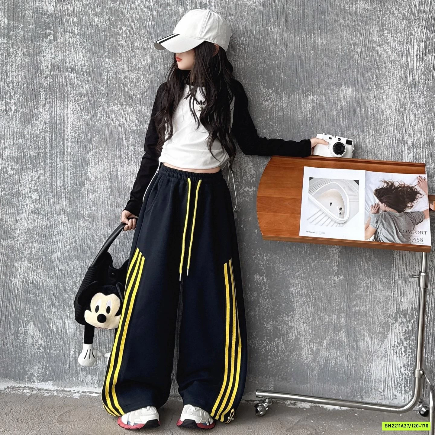 CROPTOP MIX QUẦN SUÔNG PHỐI SỌC