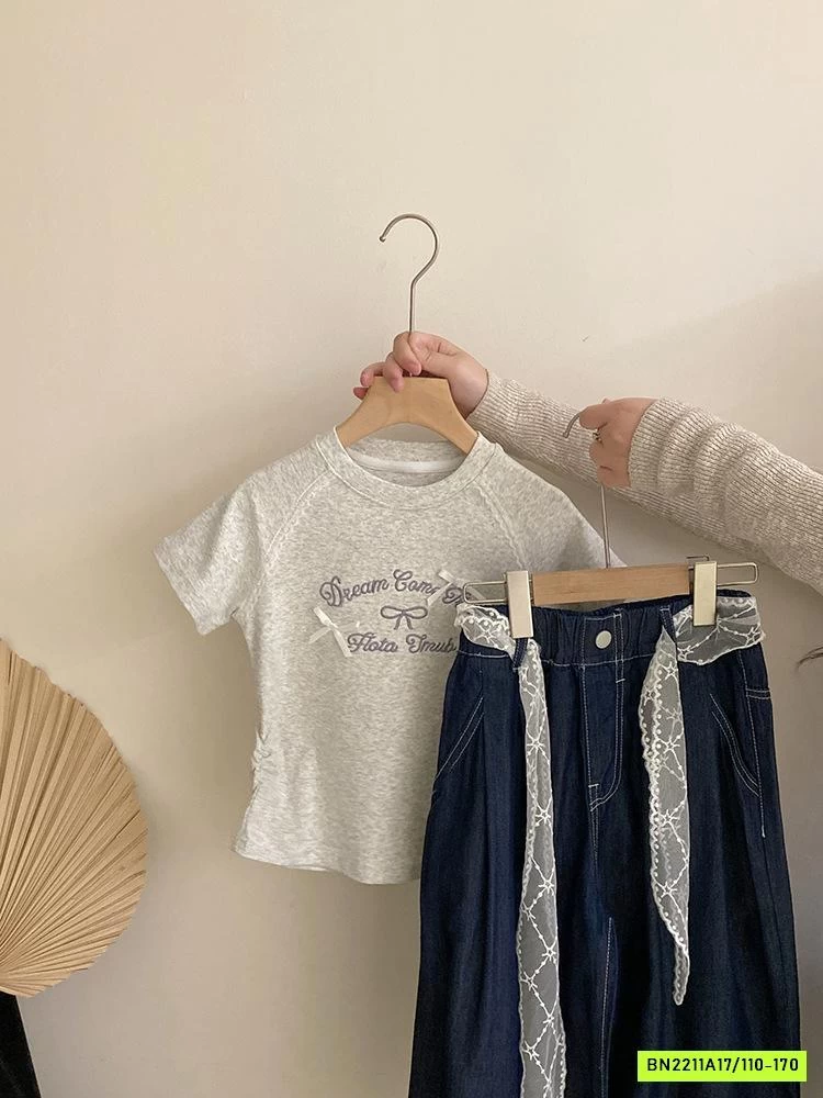 ÁO MÈO RÚT EO MIX JEANS SUÔNG