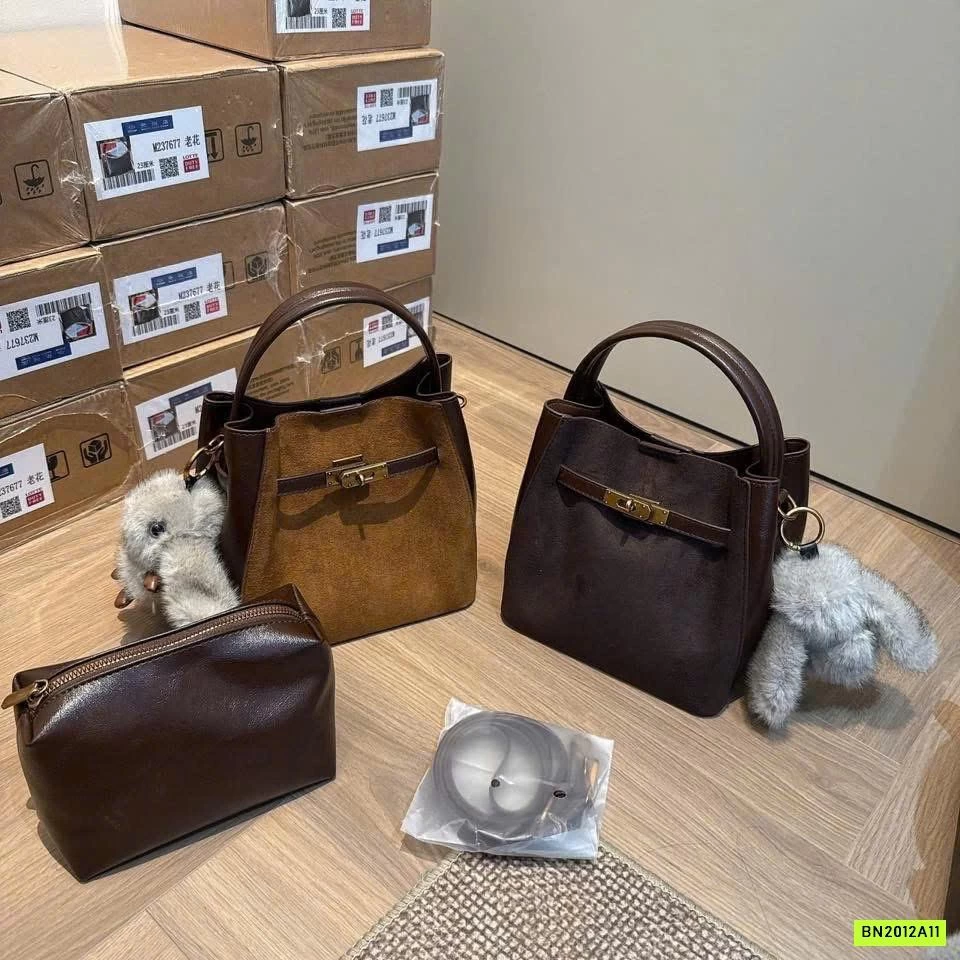 GIỎ XÁCH DA LỘN KÈM MÓC