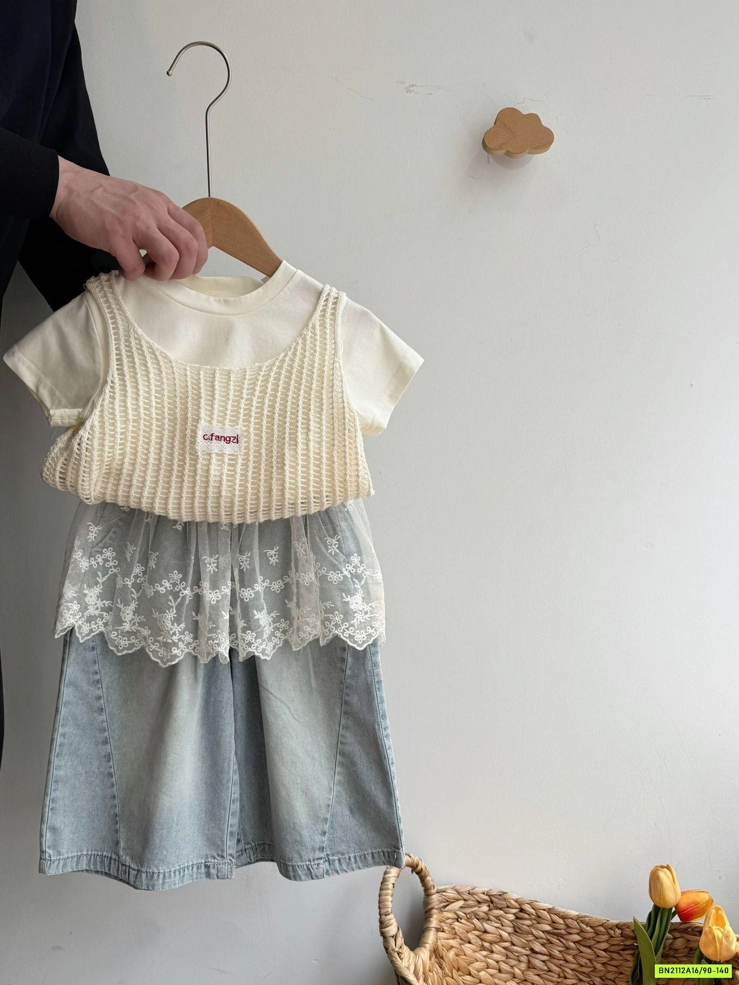 SÉT ÁO LƯỚI MIX JEANS SUÔNG CHOÀNG REN