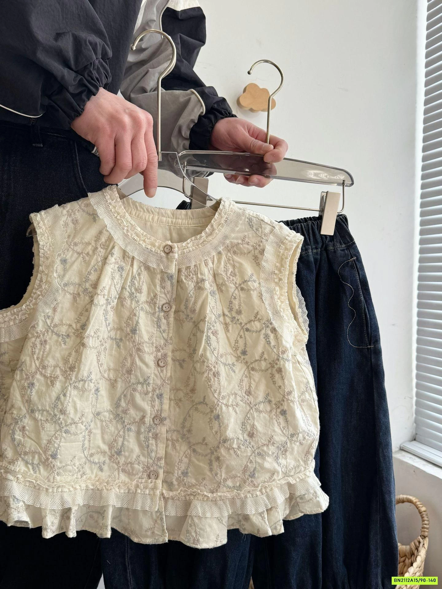 ÁO THÊU MIX JEANS BO GẤU