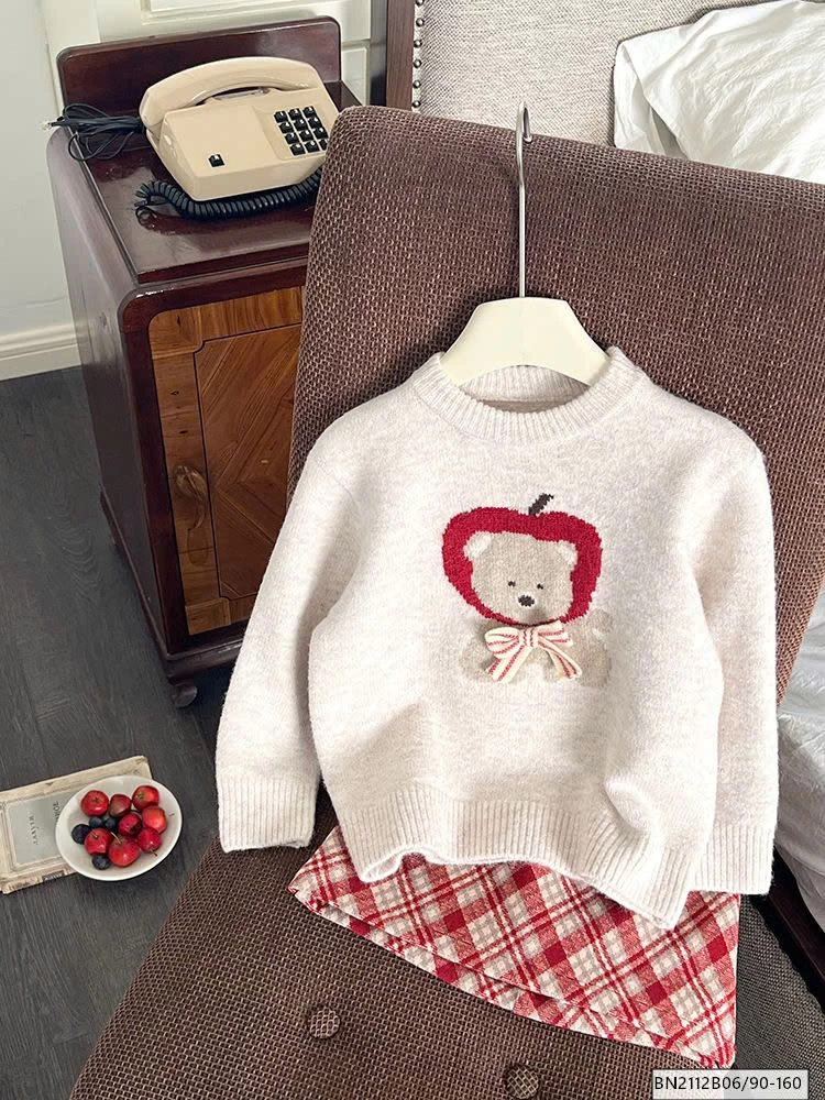 SÉT ÁO LEN GẤU MIX CHÂN VÁY CARO AMBB 24A175