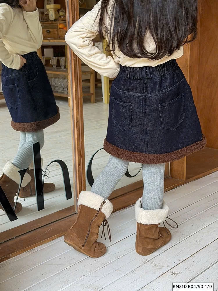 CHÂN VÁY DENIM LÓT LÔNG CỪU MÙA ĐÔNG AMBB  25K009