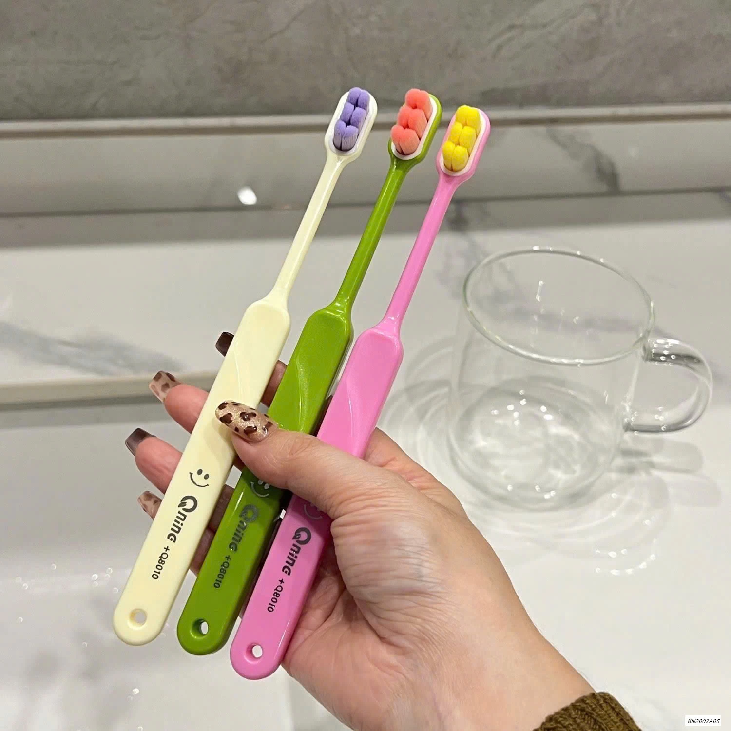 SET 6 BÀN CHẢI XỊN XÒ