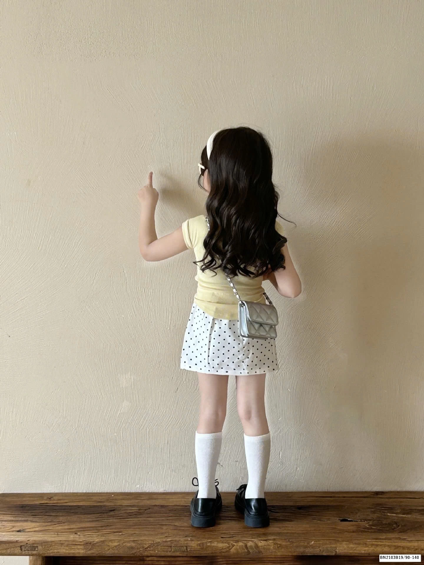 SÉT ÁO THUN MIX CHÂN VÁY CHẤM BI