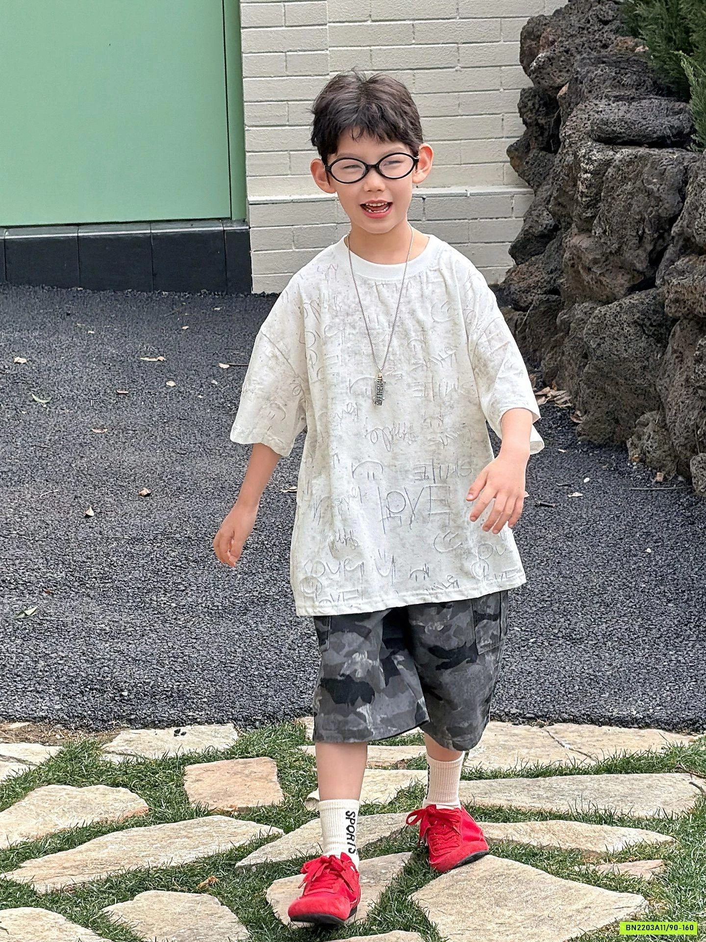 ÁO LOANG CHỮ KÍ MIX SHORT RẰN RI