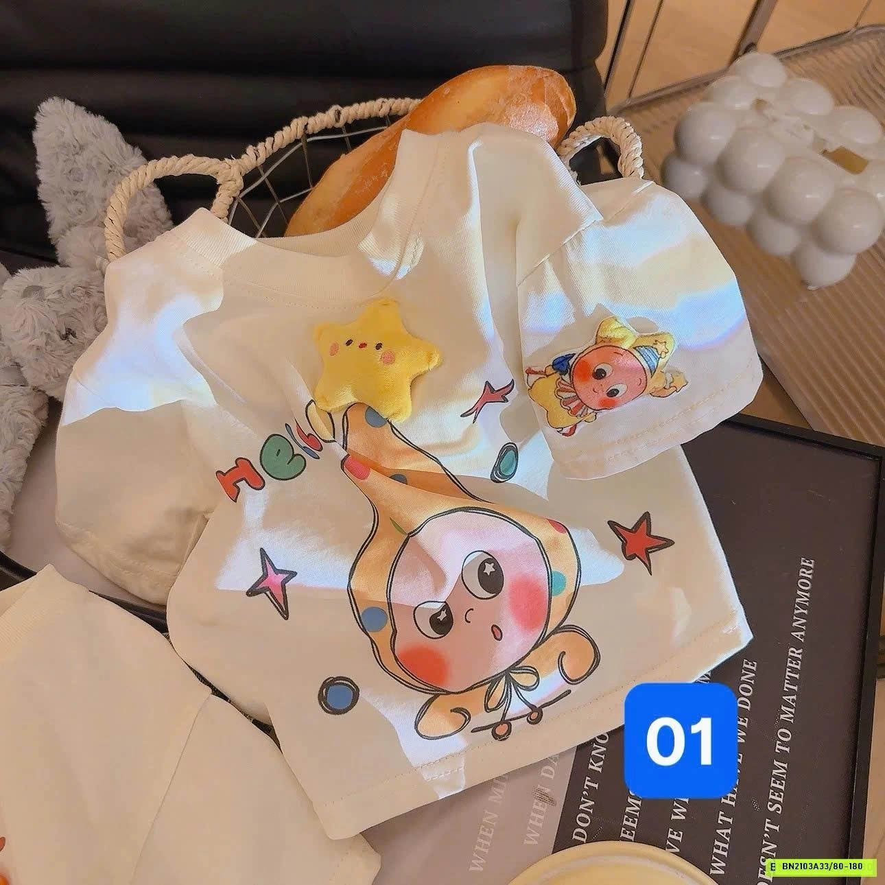 ÁO THUN GẮN GẤU BÔNG DỄ THƯƠNG