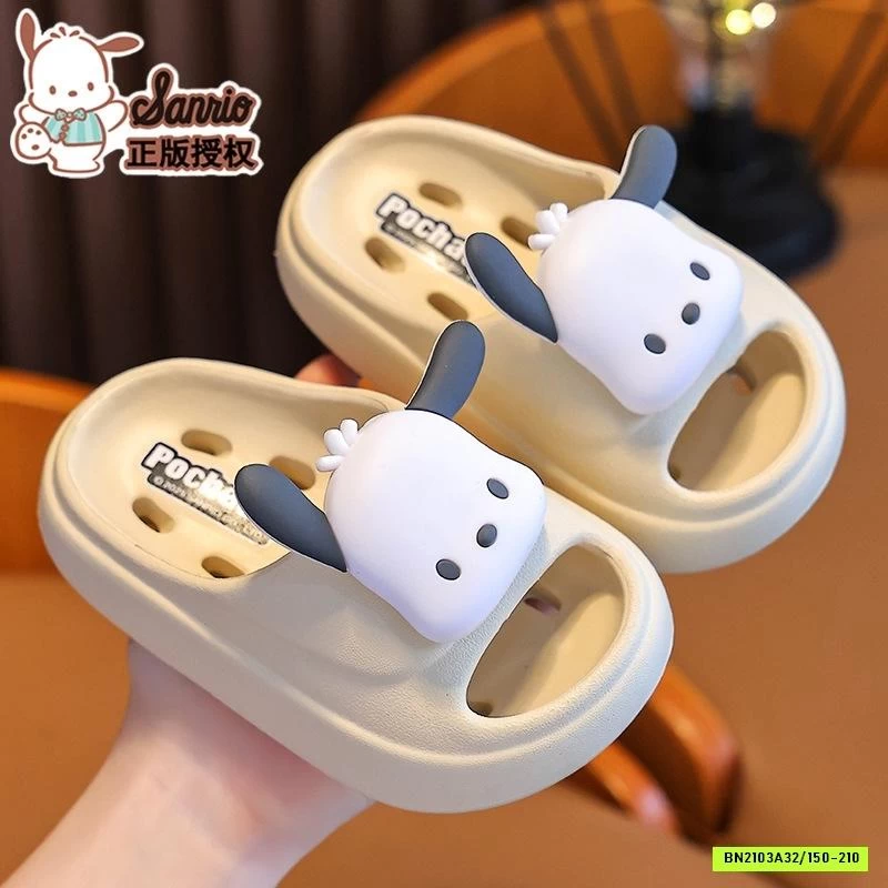 DÉP EVA ĐI TRONG NHÀ TẮM SANRIO