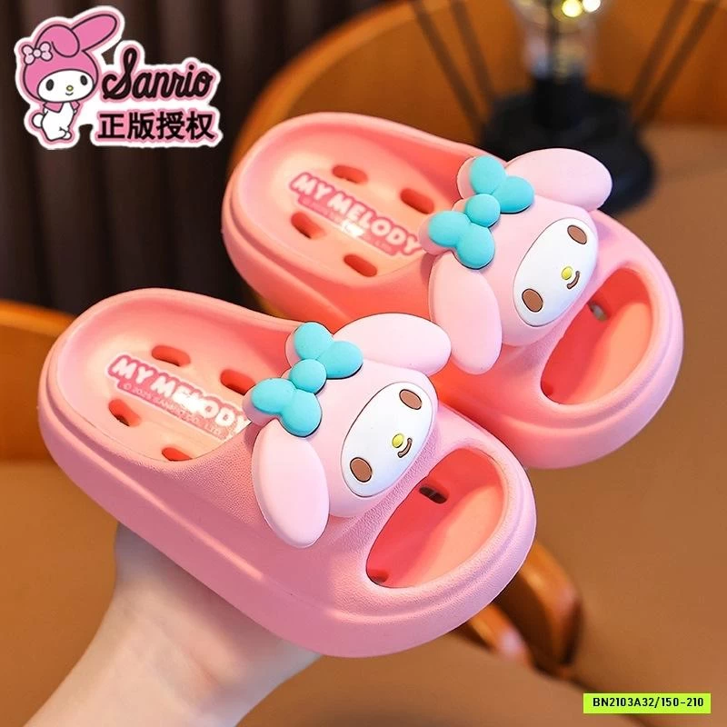 DÉP EVA ĐI TRONG NHÀ TẮM SANRIO